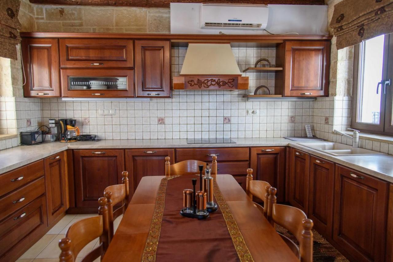Traditional Stonehouse Vicky Hersonissos  Exterior photo